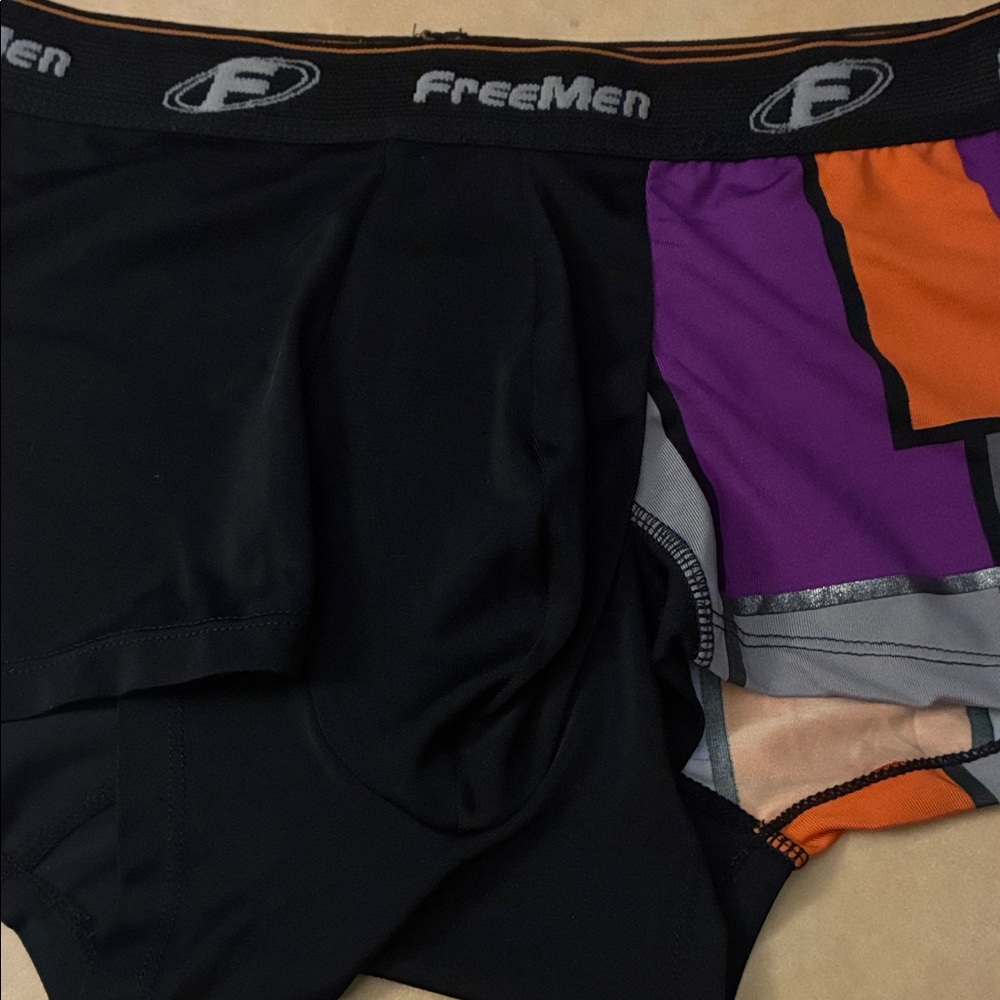 FreeMen mens ttunks M vintage